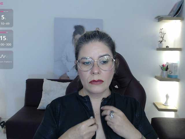 Miss-Diva1 live cam on BongaCams