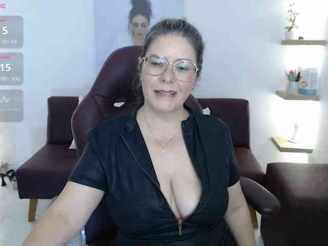 Miss-Diva1 webcam