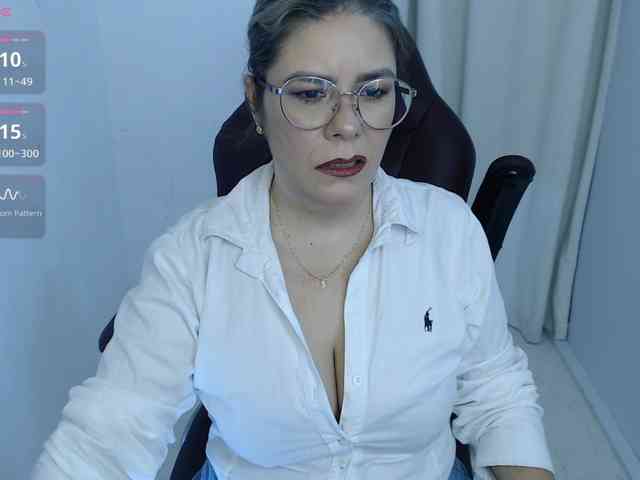Miss-Diva1 webcam