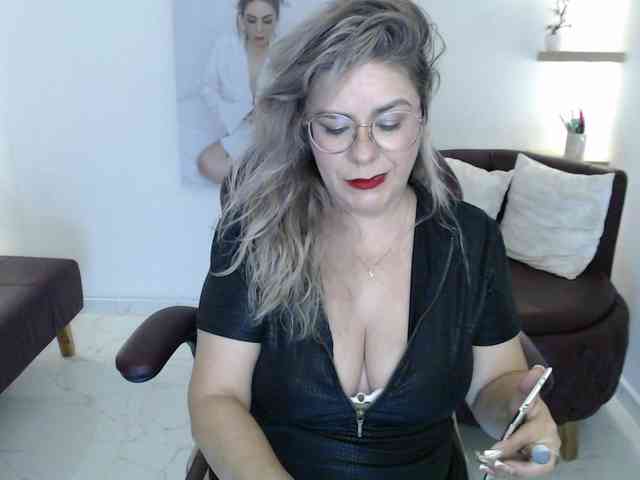 Miss-Diva1 webcam