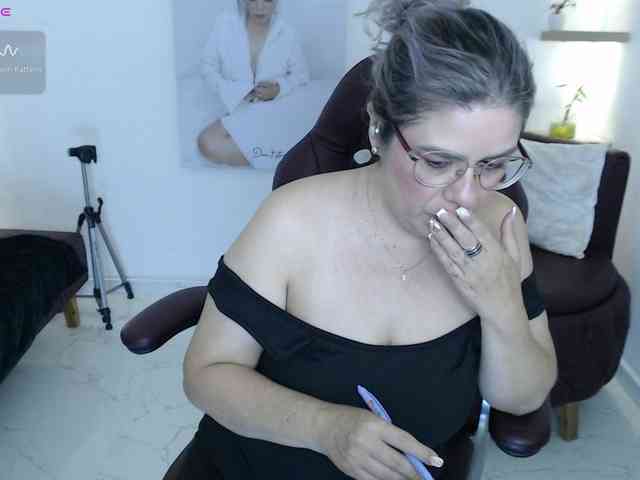 Miss-Diva1 webcam