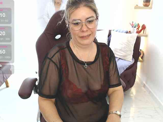 Miss-Diva1 webcam