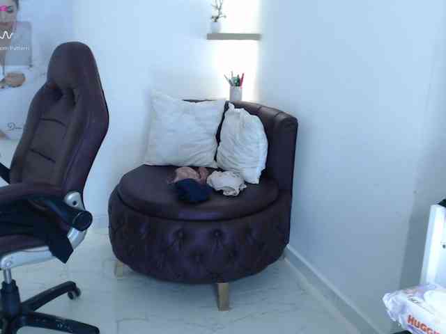 Miss-Diva1 webcam