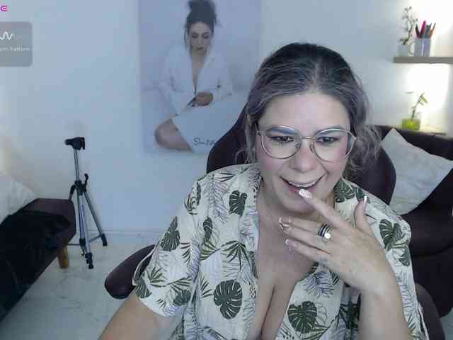 Miss-Diva1 webcam