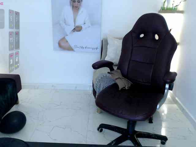 Miss-Diva1 webcam