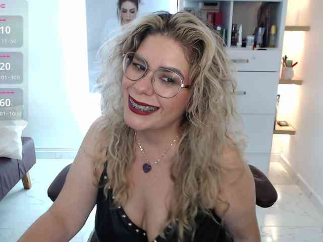 Miss-Diva1 webcam