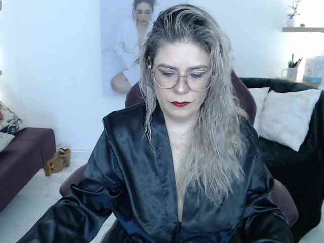 Miss-Diva1 webcam