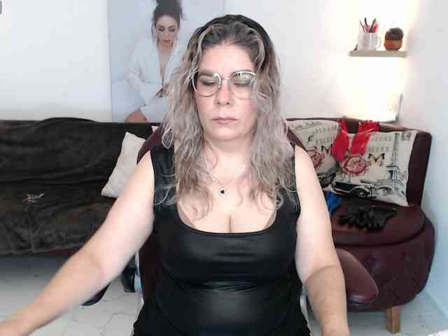 Miss-Diva1 webcam