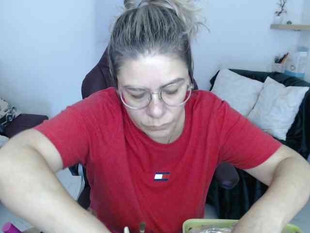Miss-Diva1 webcam