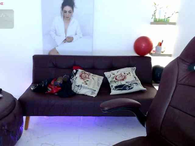Miss-Diva1 webcam