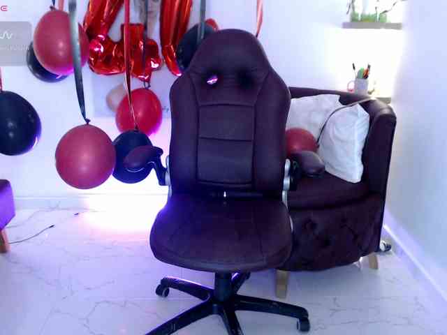 Miss-Diva1 webcam