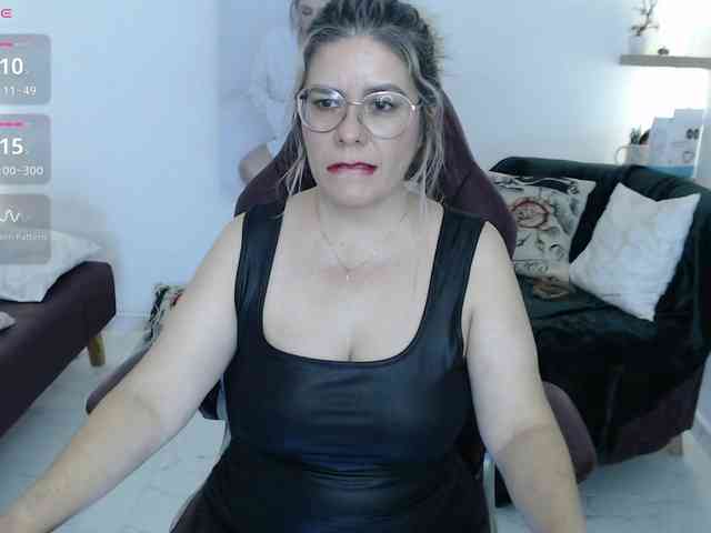 Miss-Diva1 webcam