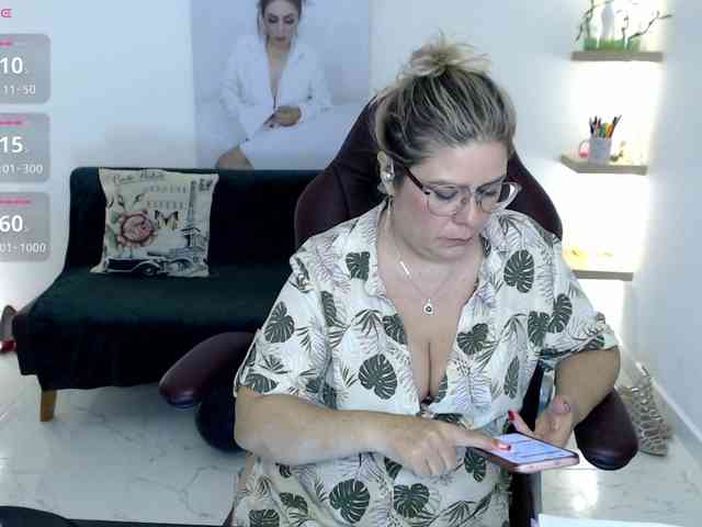 Miss-Diva1 webcam