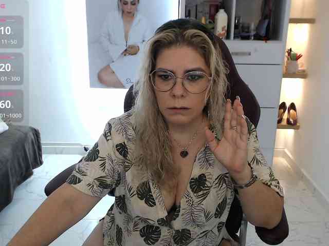 Miss-Diva1 webcam