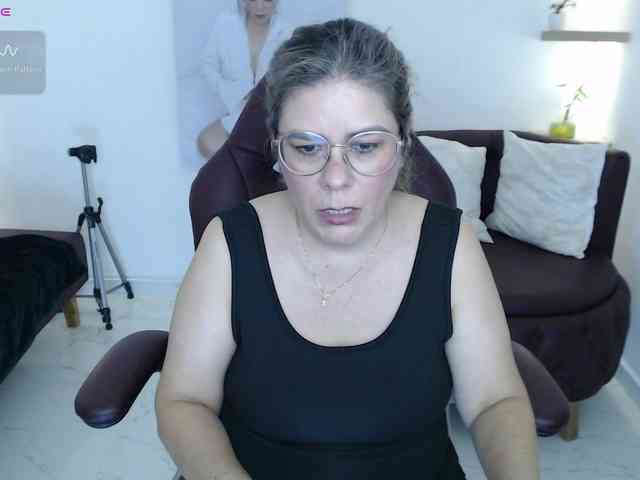 Miss-Diva1 webcam