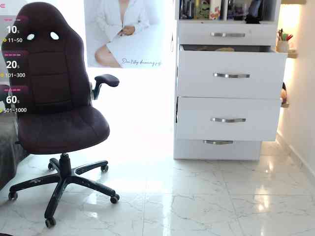 Miss-Diva1 webcam