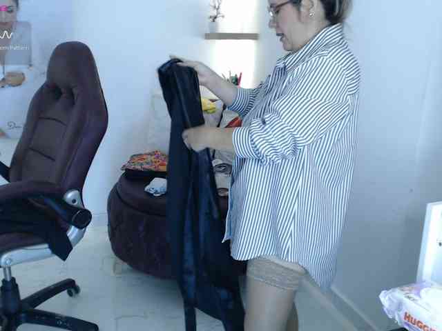 Miss-Diva1 webcam