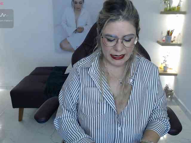 Miss-Diva1 webcam