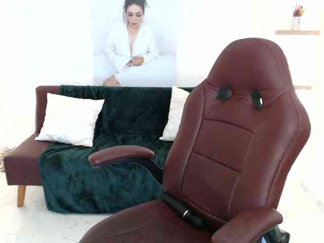 Miss-Diva1 webcam