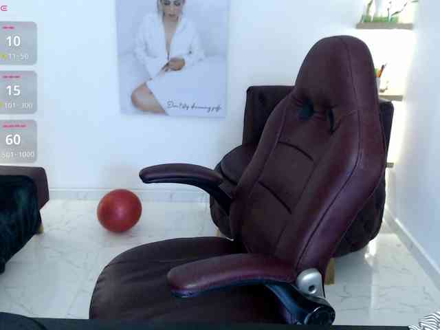 Miss-Diva1 webcam