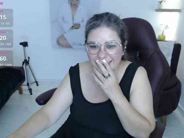 Miss-Diva1 webcam