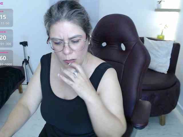 Miss-Diva1 webcam