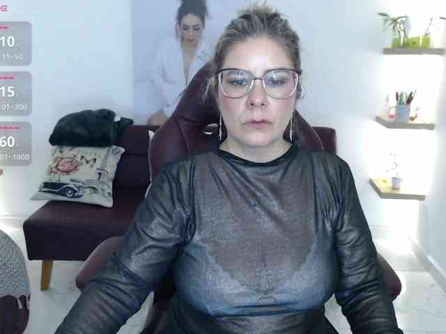 Miss-Diva1 webcam