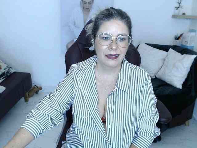 Miss-Diva1 webcam