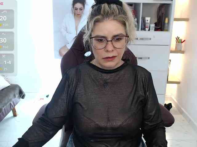 Miss-Diva1 webcam