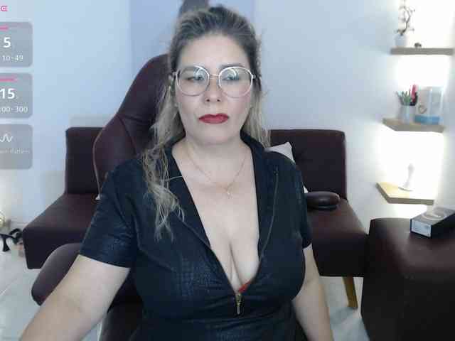 Miss-Diva1 webcam