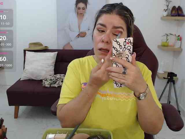 Miss-Diva1 webcam