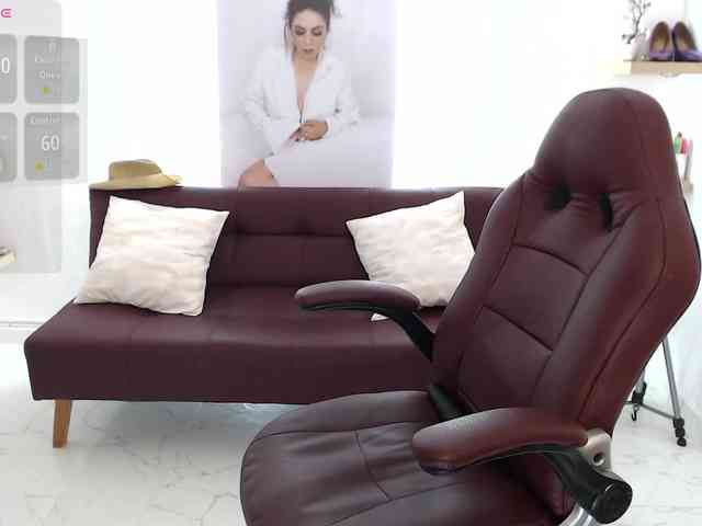 Miss-Diva1 webcam