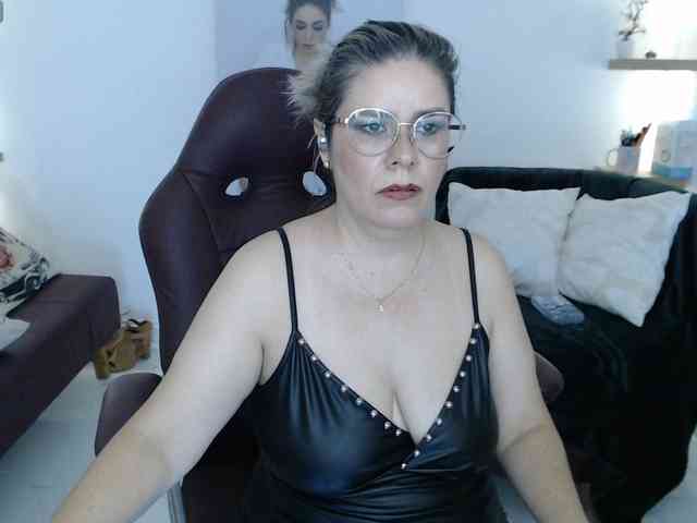 Miss-Diva1 webcam