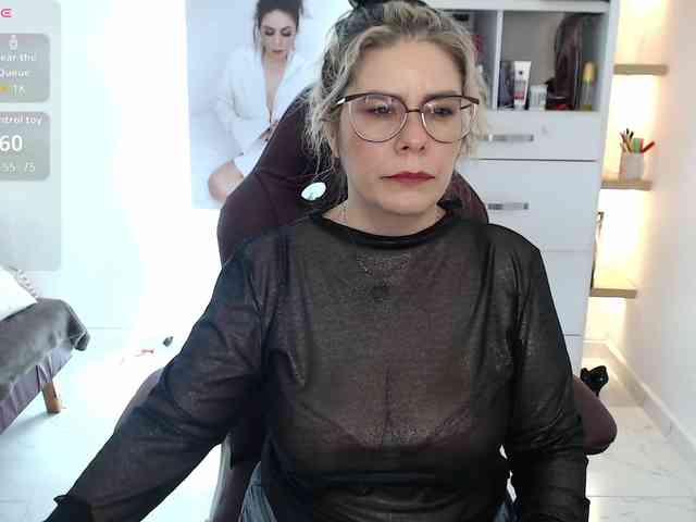 Miss-Diva1 webcam