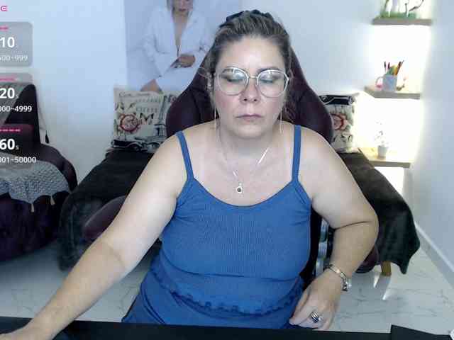 Miss-Diva1 webcam