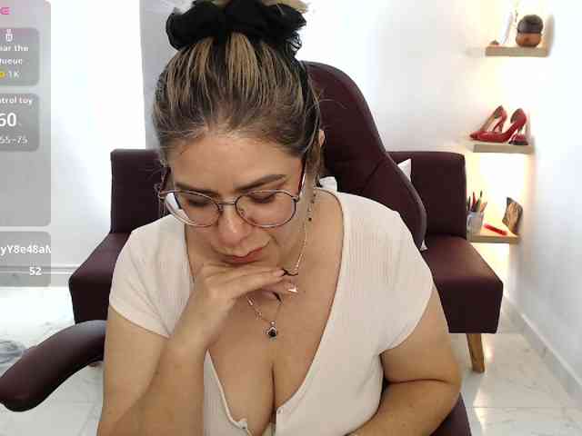 Miss-Diva1 webcam