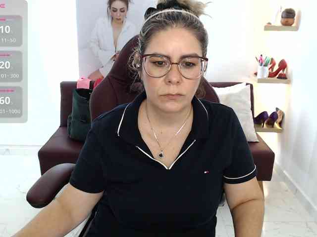 Miss-Diva1 webcam
