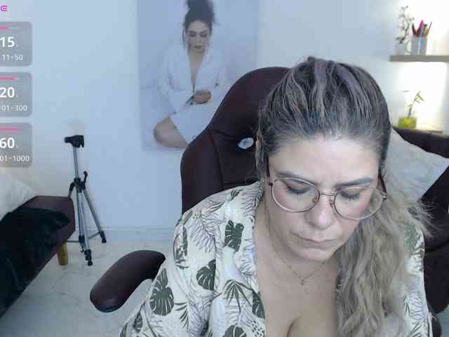 Miss-Diva1 webcam