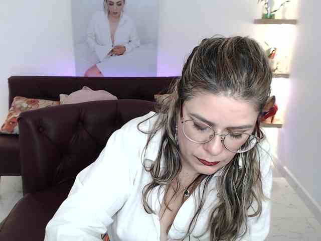 Miss-Diva1 webcam
