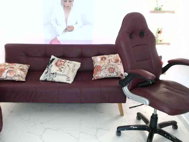 Miss-Diva1 webcam