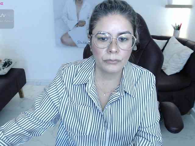 Miss-Diva1 webcam