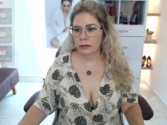 Miss-Diva1 webcam