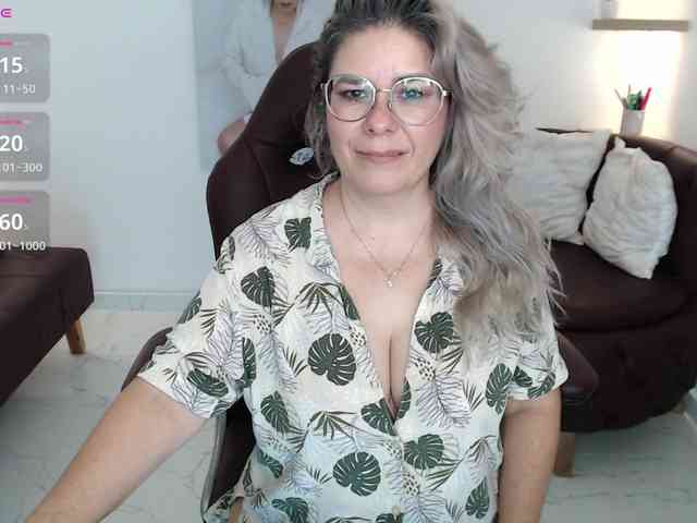 Miss-Diva1 webcam