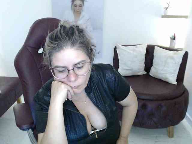 Miss-Diva1 webcam