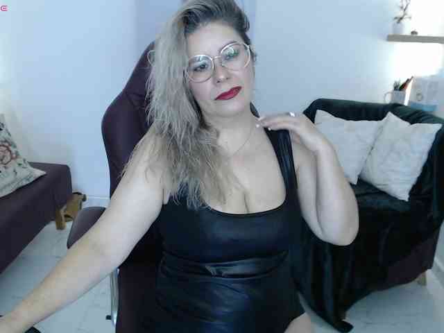Miss-Diva1 webcam