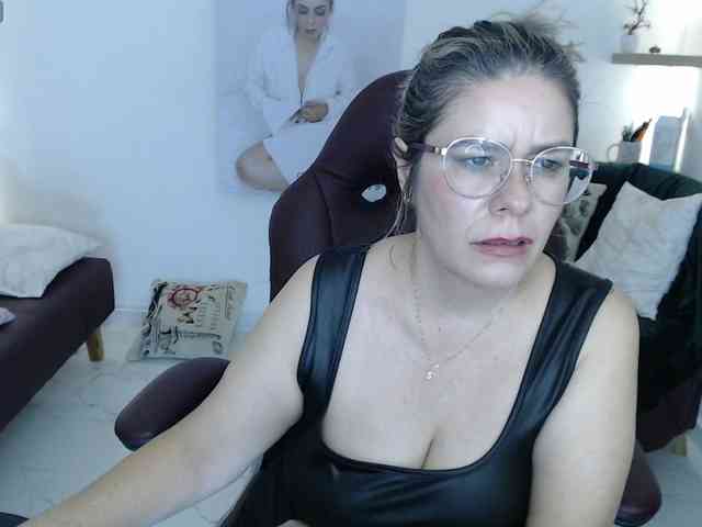 Miss-Diva1 webcam