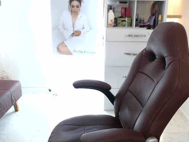Miss-Diva1 webcam