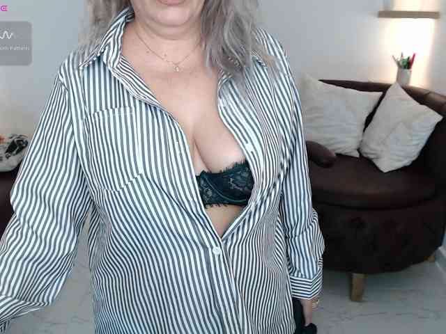 Miss-Diva1 webcam