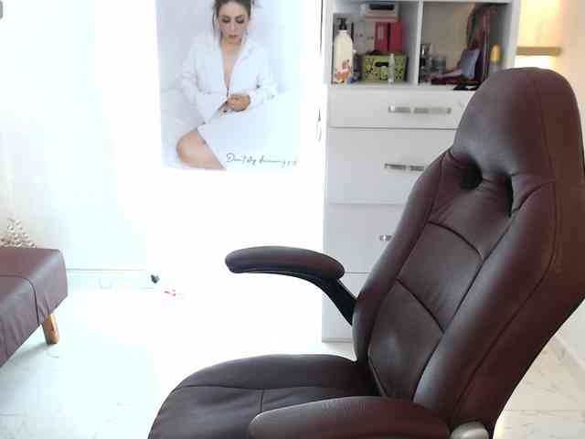 Miss-Diva1 webcam