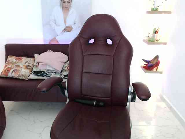 Miss-Diva1 webcam